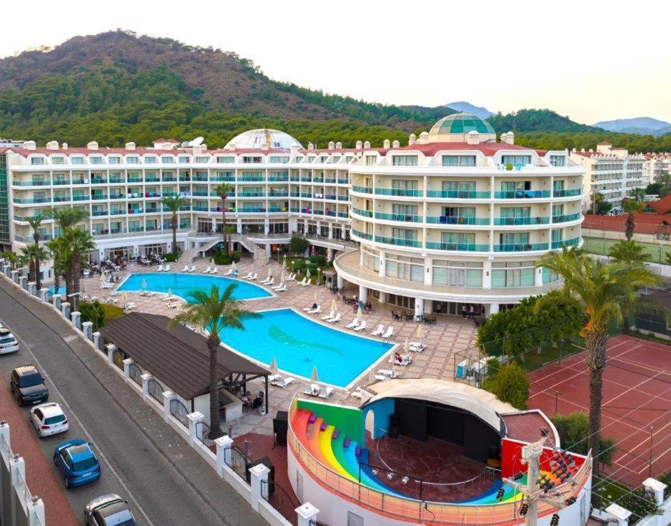 Pineta Park Deluxe Hotel Marmaris Buitenkant foto